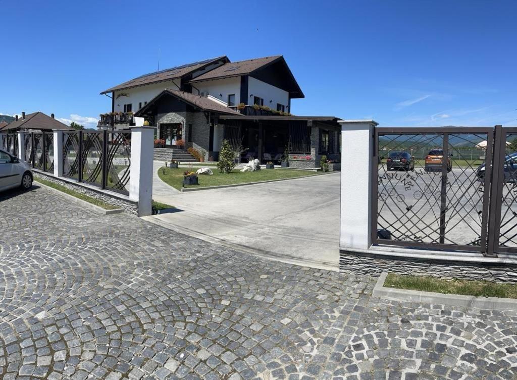 Pensiunea Câmpia Soarelui Apa Neagră Exterior foto