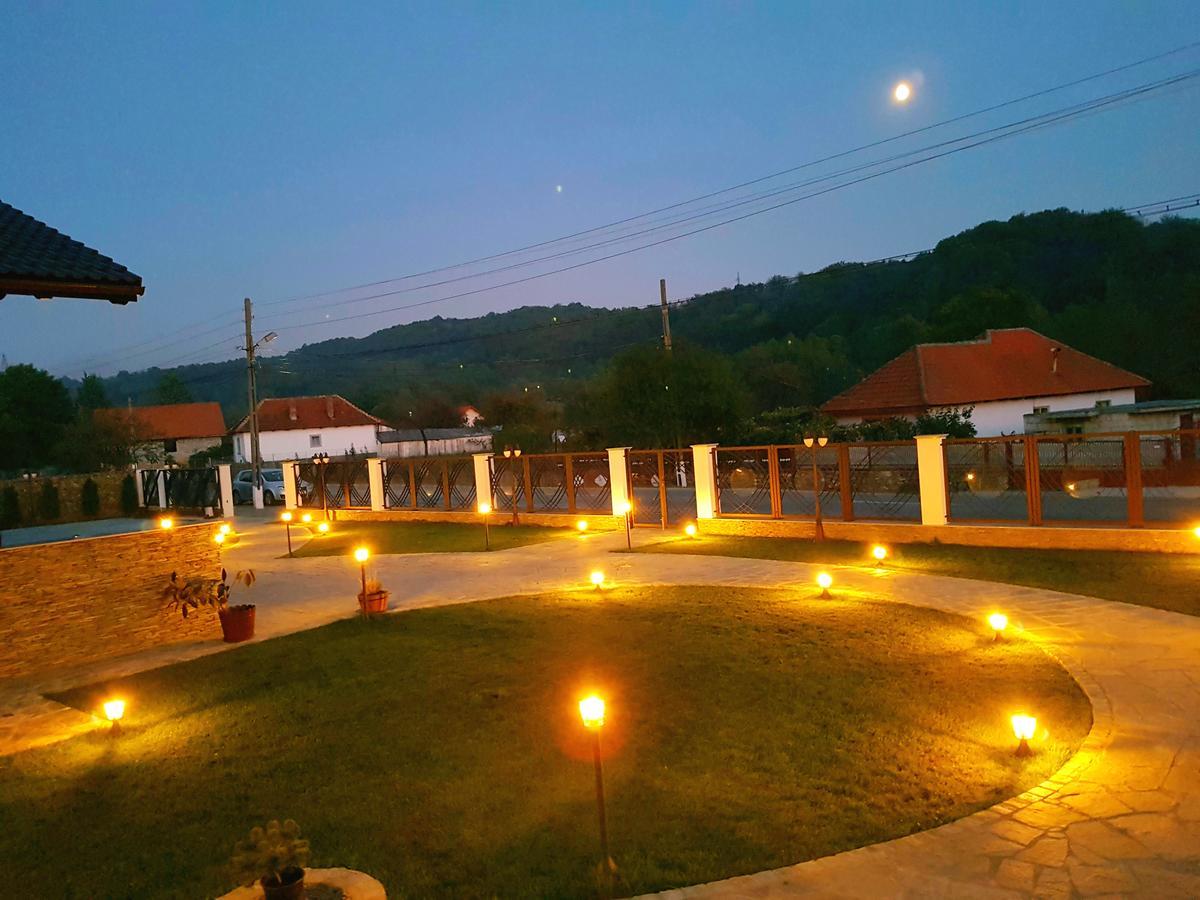 Pensiunea Câmpia Soarelui Apa Neagră Exterior foto